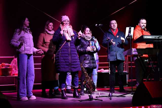 [WIDEO/FOTO] Kamieniec Ząbkowicki zagrał z WOŚP! 33. finał orkiestry na Kamienieckich Błoniach
