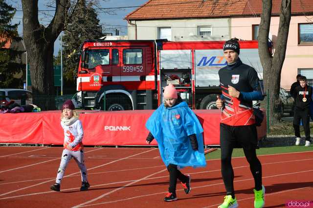 [FOTO, WIDEO] Bieg, licytacje i Back to Maanam – jak Ziębice grały podczas 33. Finału WOŚP?