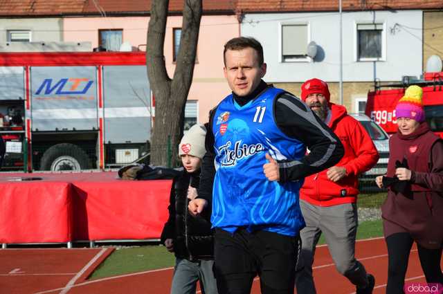 [FOTO, WIDEO] Bieg, licytacje i Back to Maanam – jak Ziębice grały podczas 33. Finału WOŚP?