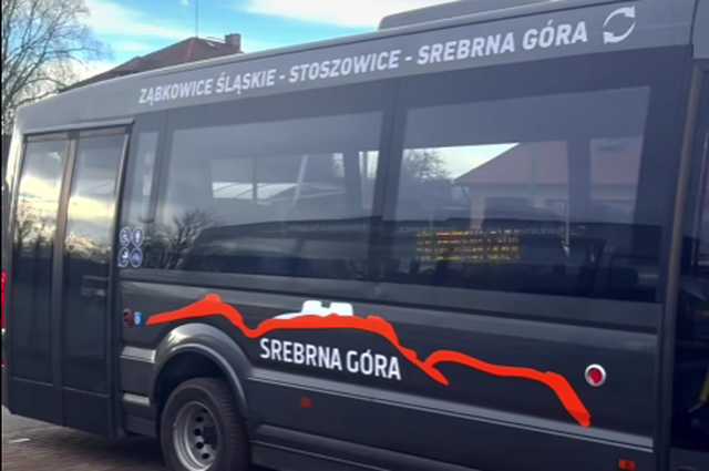 Prawie 11 500 sprzedanych biletów i 110 tysięcy przejechanych kilometrów - tak działała w ostatnim czasie Stoszowicka Komunikacja Autobusowa