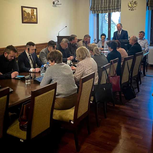 [FOTO] Ząbkowicka Karta Mieszkańca i stypendia dla twórców - co uchwalono podczas XVI sesji Rady Miejskiej?