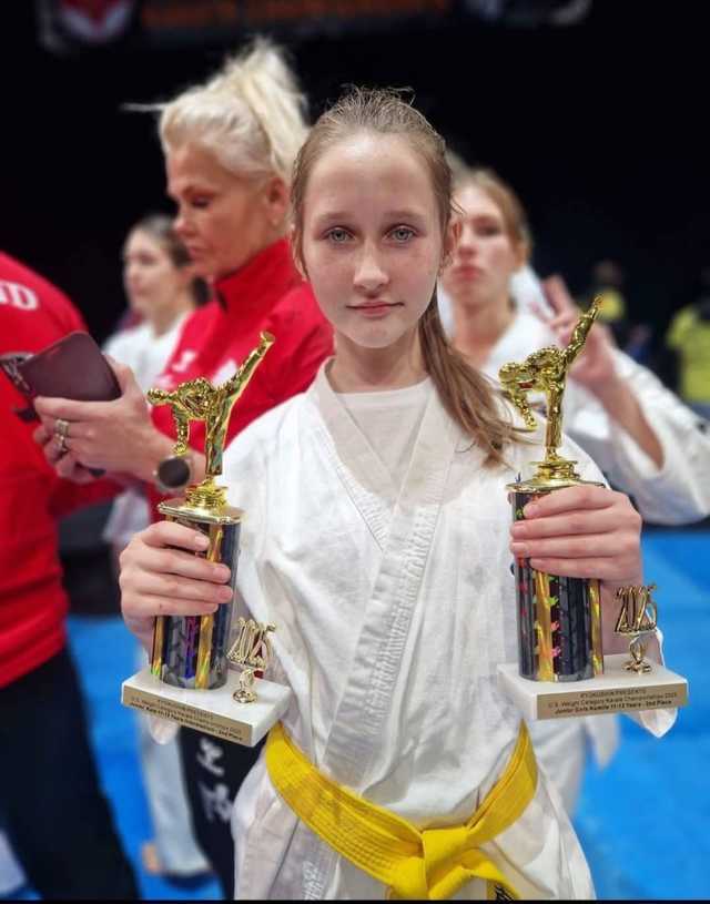 Zawodniczkii złotostockiego klubu karate na pudle zawodów w USA!