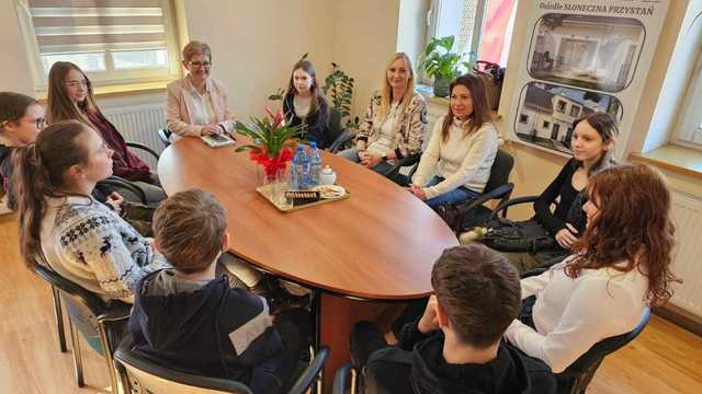 Młodzież ze Stolca wspiera powodzian
