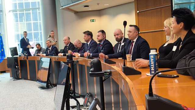 [FOTO] Twierdza Srebra Góra, Kościół Pokoju i Wielka Sowa w Brukseli? Tak! Trzydniowa wizyta władz Dolnego Śląska w Parlamencie Europejskim