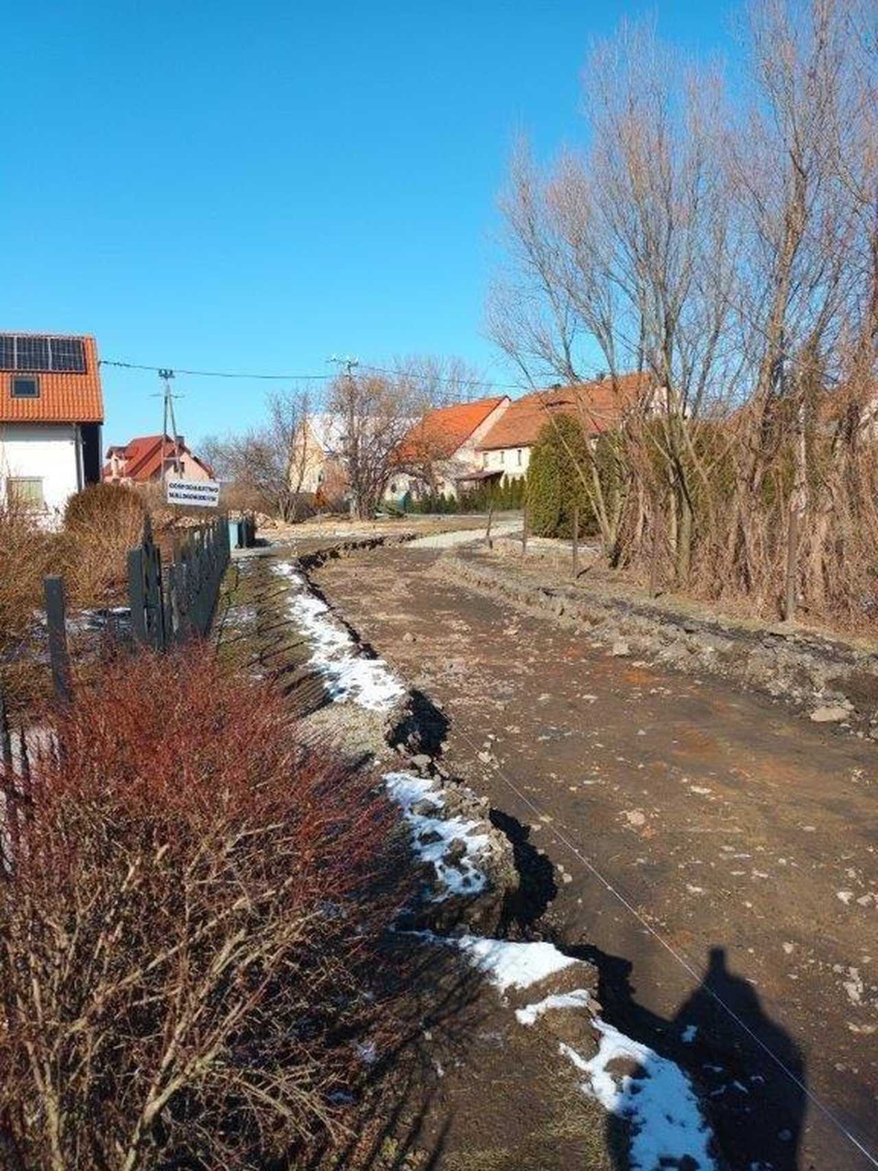 [FOTO] Remont ul. Bocznej w Ciepłowodach nabiera tempa