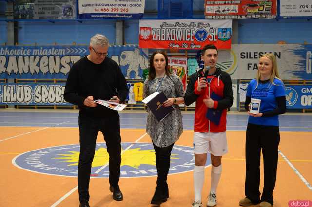 [FOTO,WIDEO] Charytatywny turniej halowej piłki nożnej Orzeł Cup 2025 - zagraliśmy dla Tomka Wichrowicza!