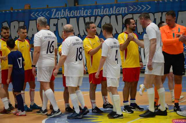 [FOTO,WIDEO] Charytatywny turniej halowej piłki nożnej Orzeł Cup 2025 - zagraliśmy dla Tomka Wichrowicza!