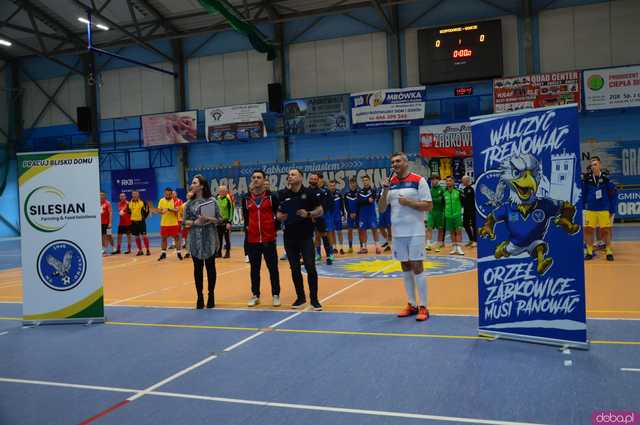[FOTO,WIDEO] Charytatywny turniej halowej piłki nożnej Orzeł Cup 2025 - zagraliśmy dla Tomka Wichrowicza!
