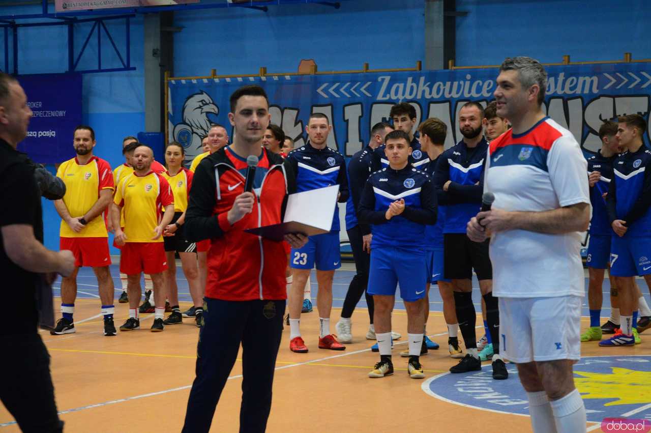 [FOTO,WIDEO] Charytatywny turniej halowej piłki nożnej Orzeł Cup 2025 - zagraliśmy dla Tomka Wichrowicza!
