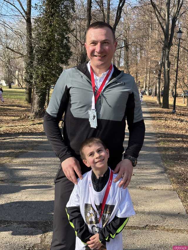 [FOTO] Kamieniec Ząbkowicki upamiętnił Żołnierzy Wyklętych podczas Biegu Tropem Wilczym
