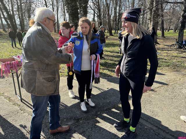 [FOTO] Kamieniec Ząbkowicki upamiętnił Żołnierzy Wyklętych podczas Biegu Tropem Wilczym