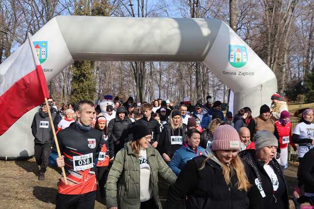 [FOTO] Pobiegli Tropem Wilczym w Ziębicach