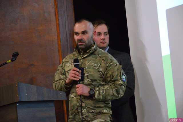 [FOTO] Wirtualna strzelnica w Ziębicach otwarta! 