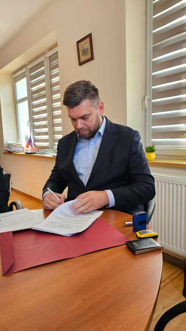 [FOTO] Bardo odbuduje szkołę po powodzi! Inwestycja za 5 mln zł przywróci życie placówce