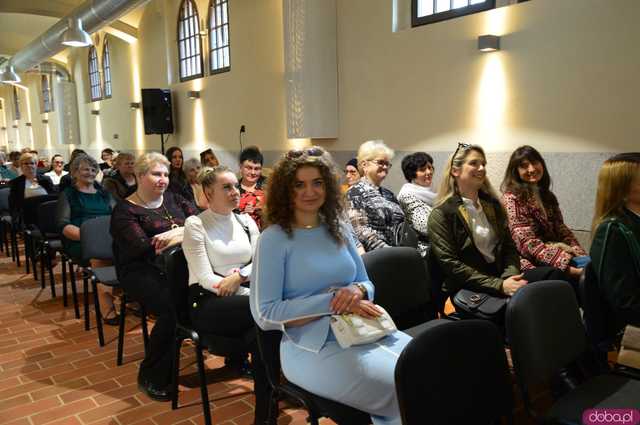 [WIDEO, FOTO] Kulturalny Dzień Kobiet w Kamieńcu Ząbkowickim