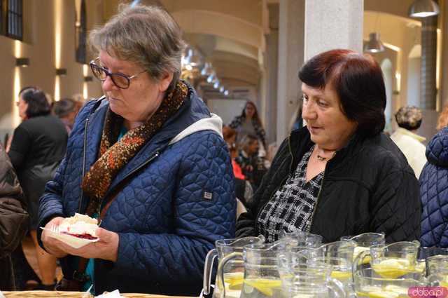 [WIDEO, FOTO] Kulturalny Dzień Kobiet w Kamieńcu Ząbkowickim