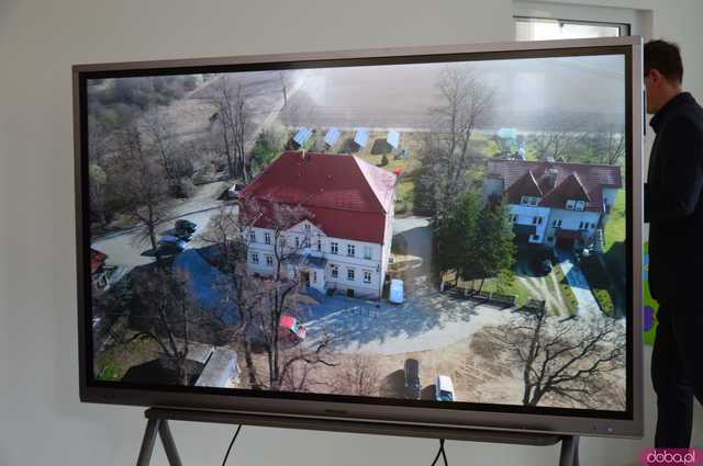 [FOTO] Ta inwestycja pochłonęła prawie 7 milionów złotych! Oficjalne otwarcie pierwszego żłobka w Przedborowej