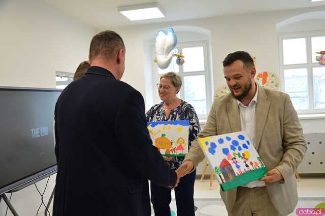 [FOTO] Ta inwestycja pochłonęła prawie 7 milionów złotych! Oficjalne otwarcie pierwszego żłobka w Przedborowej