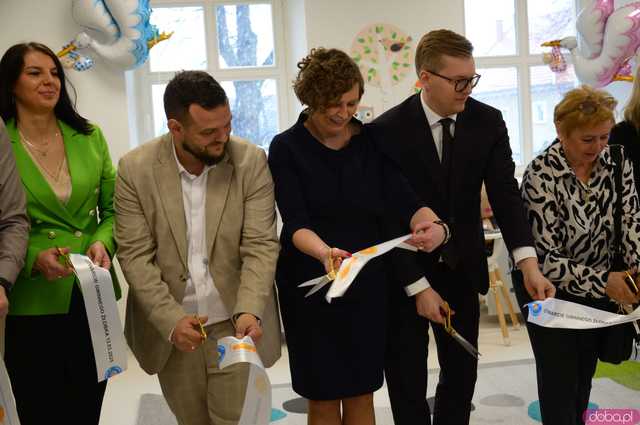 [FOTO] Ta inwestycja pochłonęła prawie 7 milionów złotych! Oficjalne otwarcie pierwszego żłobka w Przedborowej