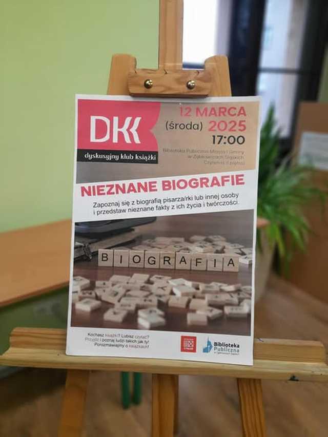 [FOTO] Dyskusyjny Klub Książki: Wiosenna podróż przez nieznane biografie