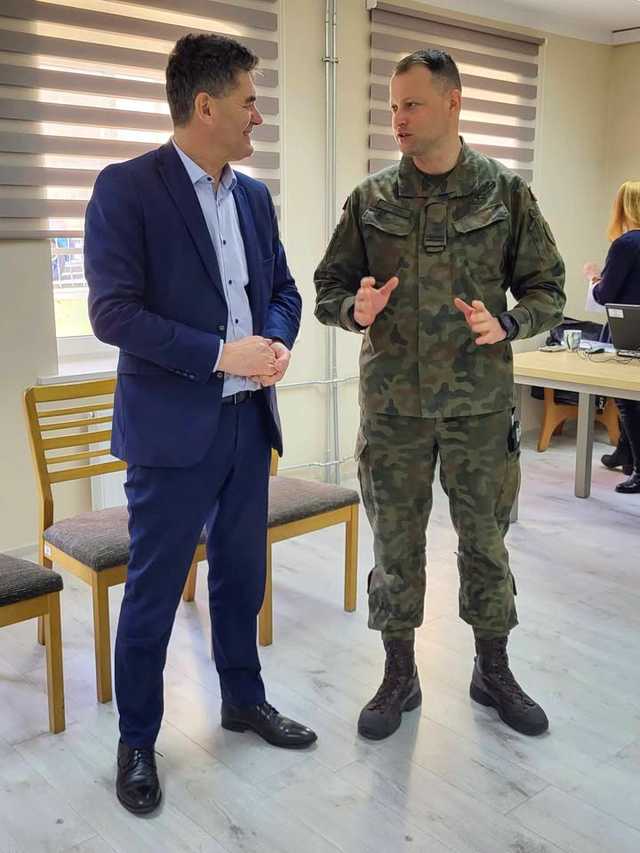 [FOTO] W Ząbkowicach Śląskich rozpoczęła się kwalifikacja wojskowa