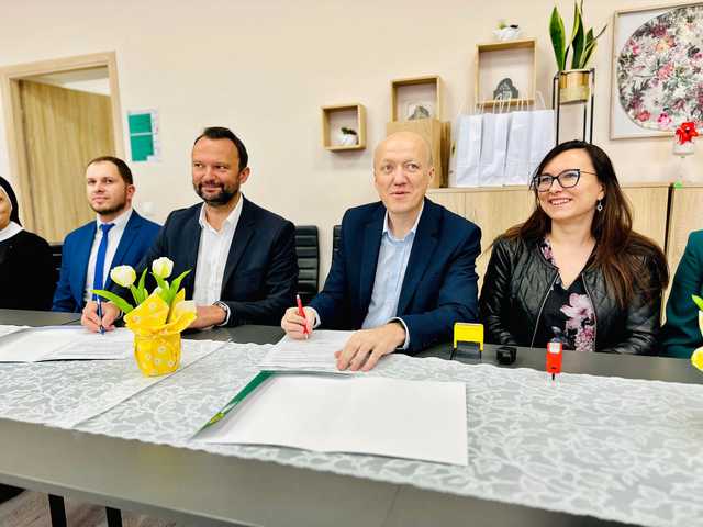 [FOTO] Mieszkańcy Ziębic skorzystają z usług Środowiskowego Domu Samopomocy w Paczkowie