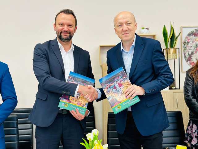 [FOTO] Mieszkańcy Ziębic skorzystają z usług Środowiskowego Domu Samopomocy w Paczkowie