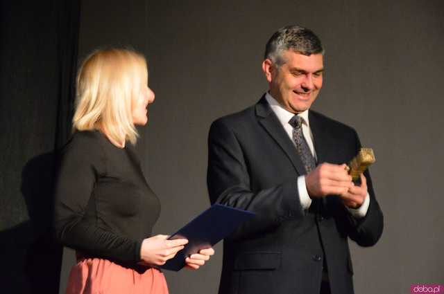 [WIDEO, FOTO] Kto w tym roku został wyróżniony za zasługi dla gminy? Znamy laureatów Ząbkowickich Krzywych Wież 2024!