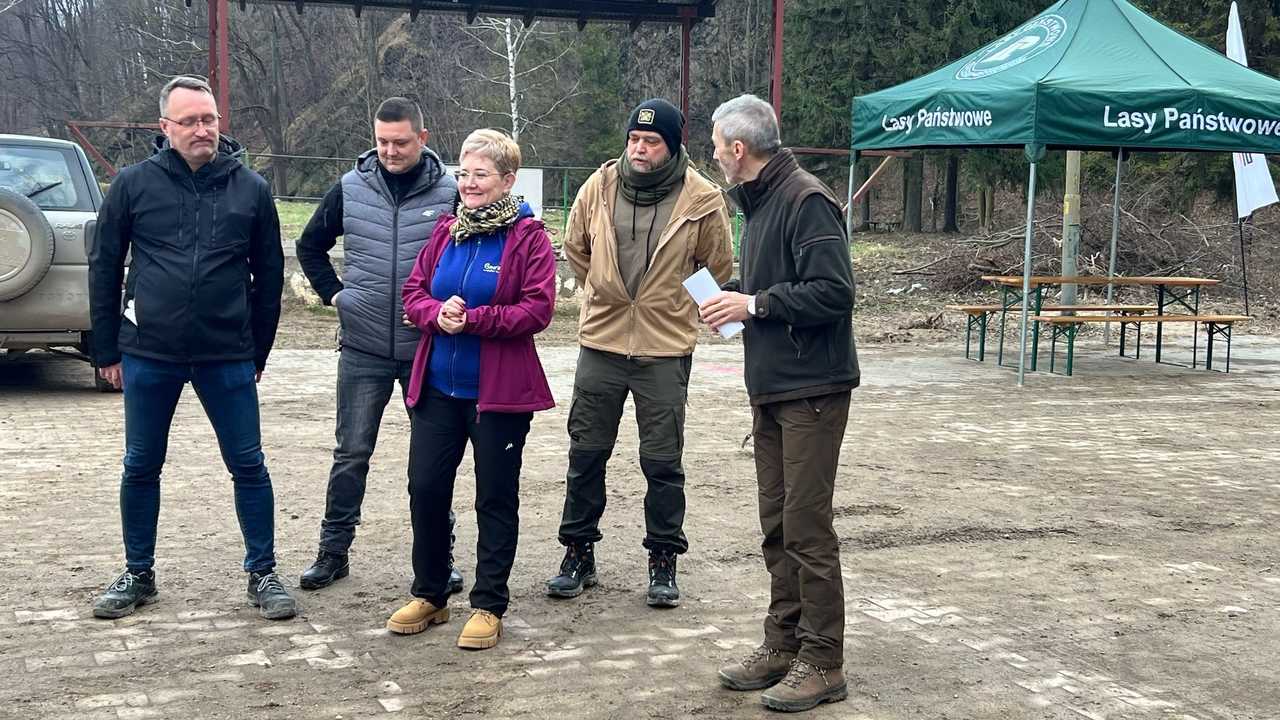[FOTO] Tysiąc nowych dębów w bardzkich lasach