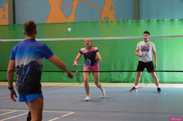 [WIDEO, FOTO] Badminton zaskoczył swoją popularnością w Ząbkowicach Śląskich! Za nami 13. Mistrzostwa i wiele emocji