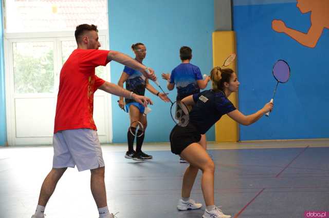 [WIDEO, FOTO] Badminton zaskoczył swoją popularnością w Ząbkowicach Śląskich! Za nami 13. Mistrzostwa i wiele emocji