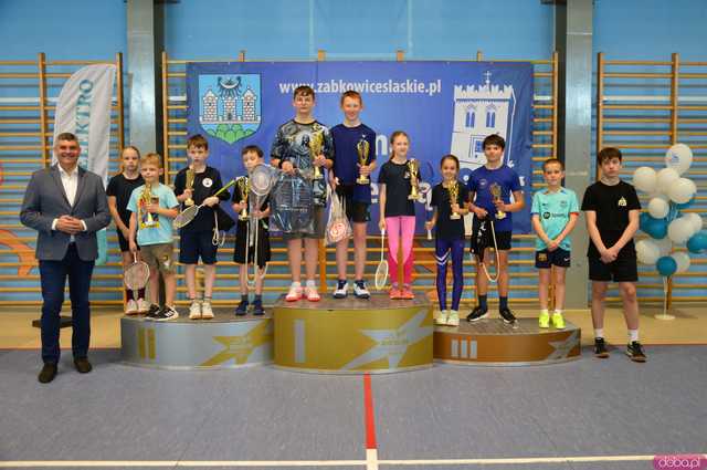 [WIDEO, FOTO] Badminton zaskoczył swoją popularnością w Ząbkowicach Śląskich! Za nami 13. Mistrzostwa i wiele emocji