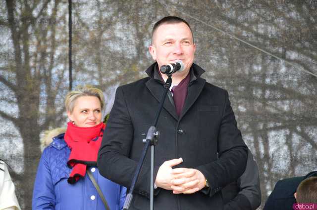 [FOTO] Nie zgadniecie, co przyciągnęło tyle osób na Jarmark Wielkanocny w Kamieńcu Ząbkowickim...
