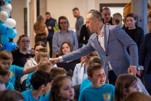 [FOTO] Nowoczesna edukacja ekologiczna – Kamieniec Ząbkowicki dołącza do Akademii H₂O