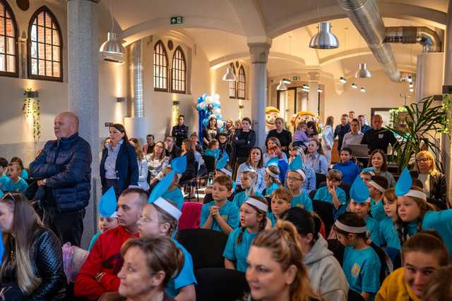 [FOTO] Nowoczesna edukacja ekologiczna – Kamieniec Ząbkowicki dołącza do Akademii H₂O