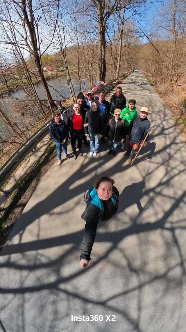 [FOTO] Rekordowa akcja z udziałem mieszkańców Barda - za nami wspólne sprzątanie Nysy Kłodzkiej