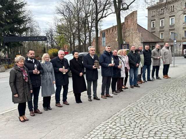[FOTO] 15. rocznica katastrofy smoleńskiej i Dzień Pamięci Ofiar Zbrodni Katyńskiej w naszym powiecie. Pamiętamy!