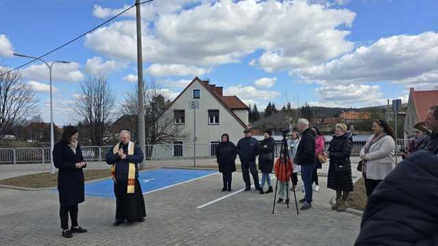 [FOTO] Zakończyła się przebudowa trzech ulic w Złotym Stoku. Prace pochłonęły ponad 7 mln złotych