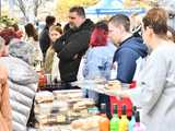 [WIDEO/FOTO] Tłumy na Jarmarku Wielkanocnym w Ząbkowicach Śląskich. Atrakcji nie brakowało