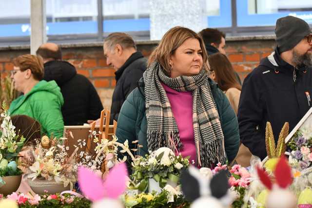 [WIDEO/FOTO] Tłumy na Jarmarku Wielkanocnym w Ząbkowicach Śląskich. Atrakcji nie brakowało