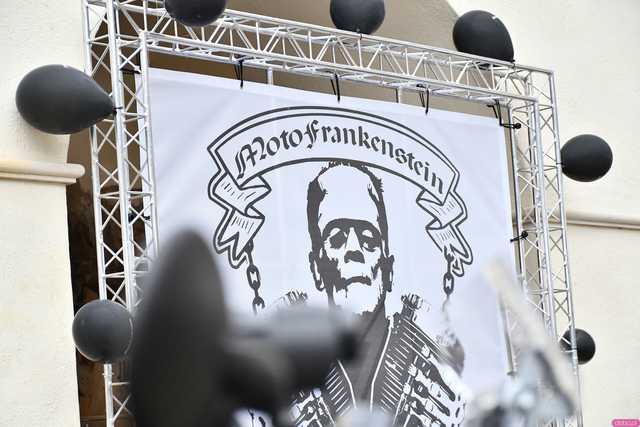 [WIDEO/FOTO] Motocyklowa impreza na ząbkowickim zamku. Klub MotoFrankenstein obchodził jubileusz 15-lecia