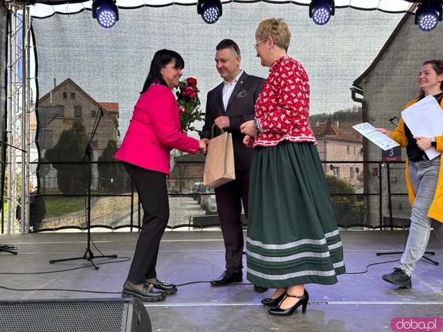 [FOTO] Niedziela Palmowa w Bardzie. Tegoroczny Jarmark pokazał siłę tradycji