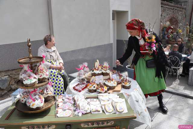 [FOTO] Niedziela Palmowa w Bardzie. Tegoroczny Jarmark pokazał siłę tradycji