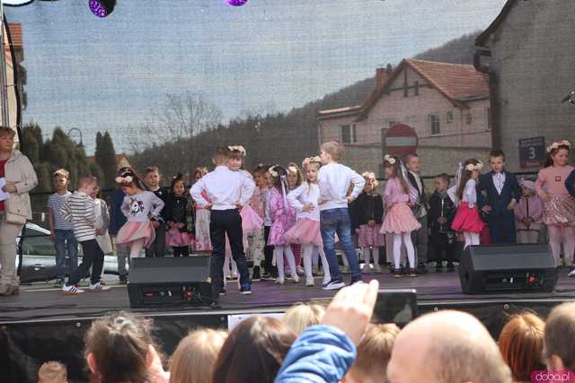 [FOTO] Niedziela Palmowa w Bardzie. Tegoroczny Jarmark pokazał siłę tradycji