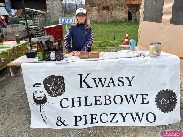 [FOTO] Wielkanocna edycja Targów Zdrowej Żywności w Lutomierzu znów zaskoczyła frekwencją