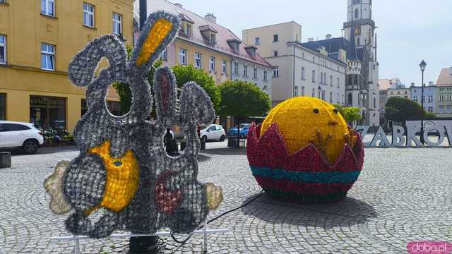 [FOTO] Wielkanoc zawitała na rynek w Ząbkowicach Śląskich