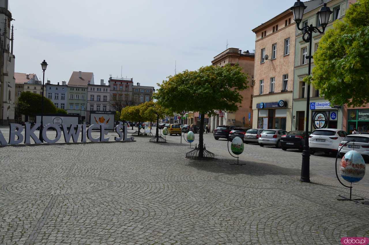 [FOTO] Wielkanoc zawitała na rynek w Ząbkowicach Śląskich