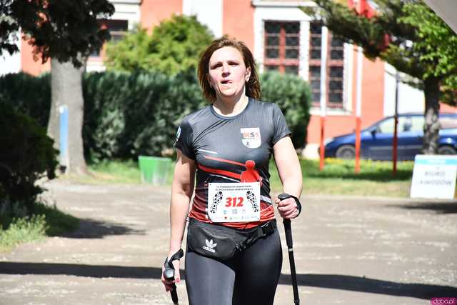 [WIDEO/FOTO] Pobiegli w 14. Półmaratonie Henrykowskim i 10. Dyszce Księgi Henrykowskiej