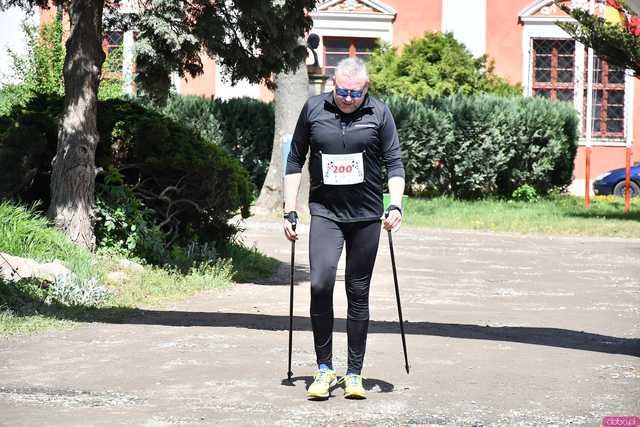 [WIDEO/FOTO] Pobiegli w 14. Półmaratonie Henrykowskim i 10. Dyszce Księgi Henrykowskiej