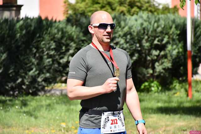 [WIDEO/FOTO] Pobiegli w 14. Półmaratonie Henrykowskim i 10. Dyszce Księgi Henrykowskiej